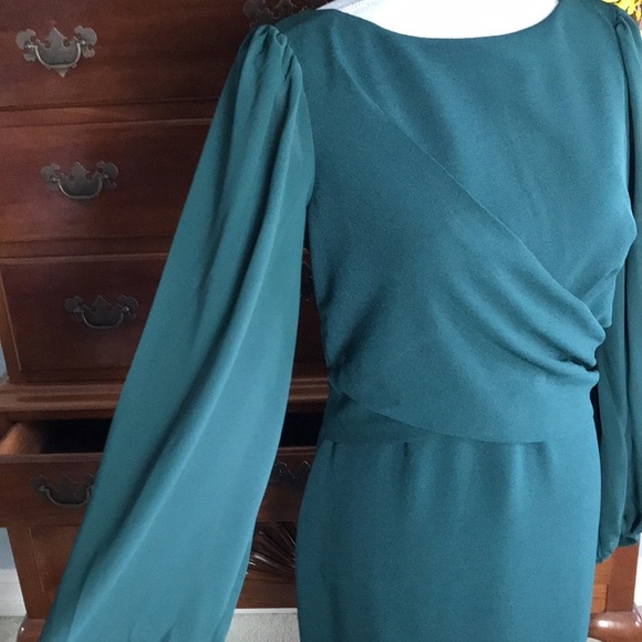 Vince Camuto Sheer Long Sleeve Stretch Crepe Sheath Dress Hunter Green Size 12 - Picture 9 of 13